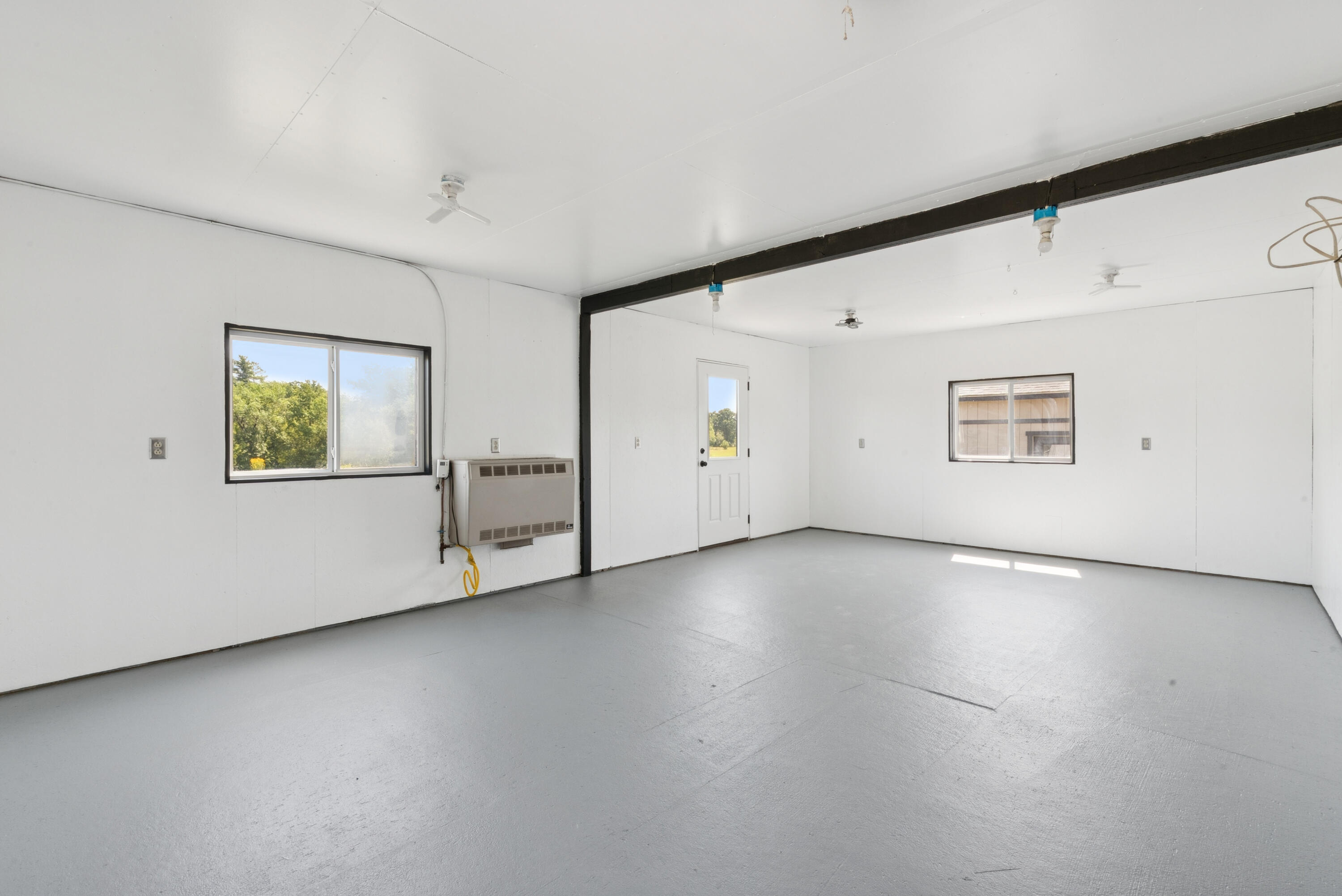 208 Pleasant Street Clinton, ME 04927 - Photo 13 of 61 DSC07535