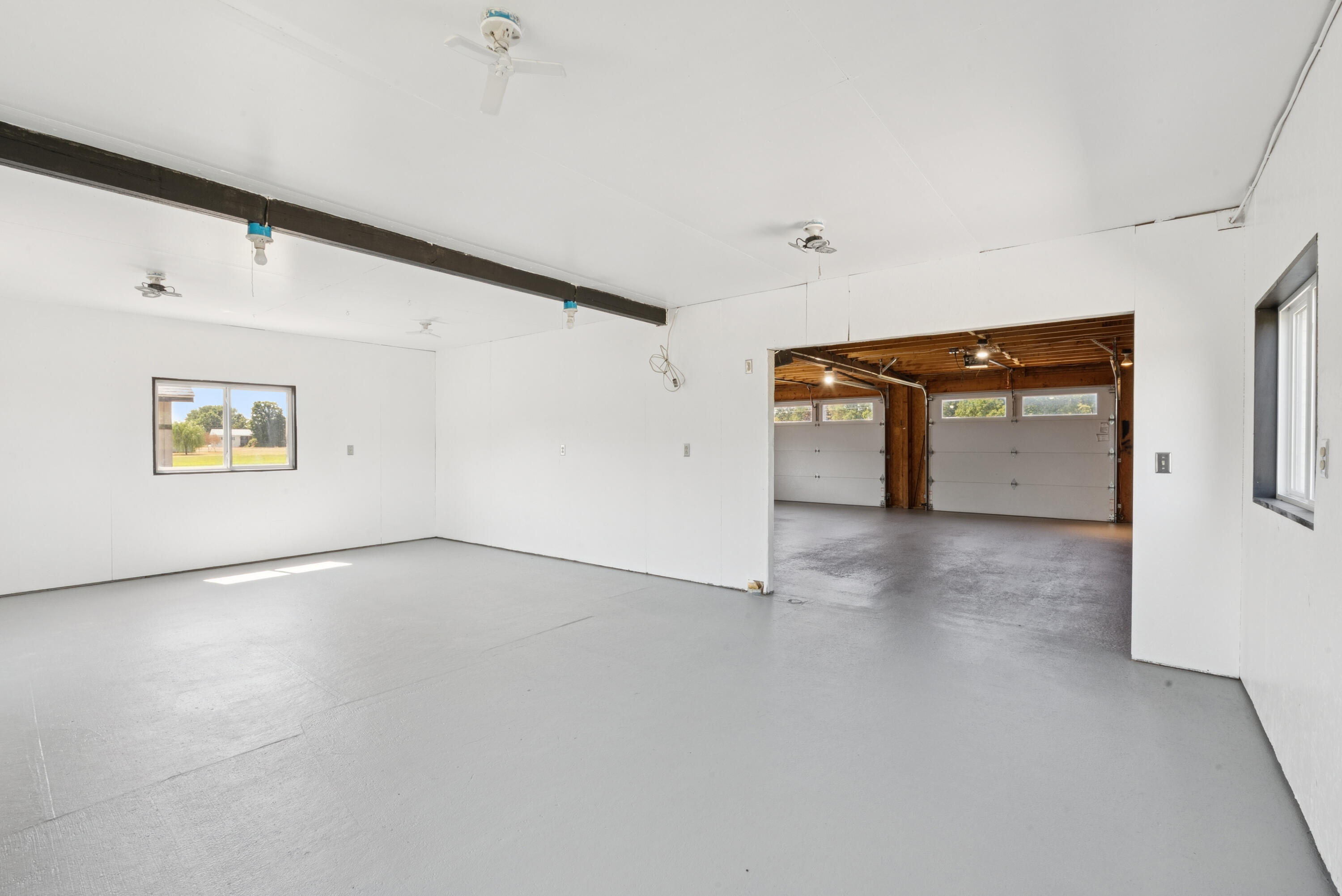 208 Pleasant Street Clinton, ME 04927 - Photo 14 of 61 DSC07545