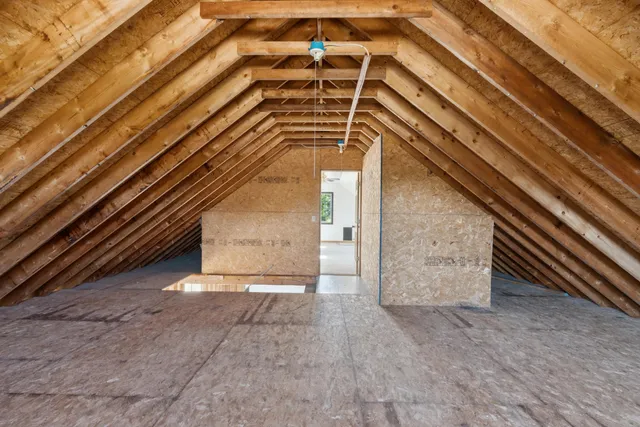 $555,000 | 208 Pleasant Street, Clinton, ME 04927