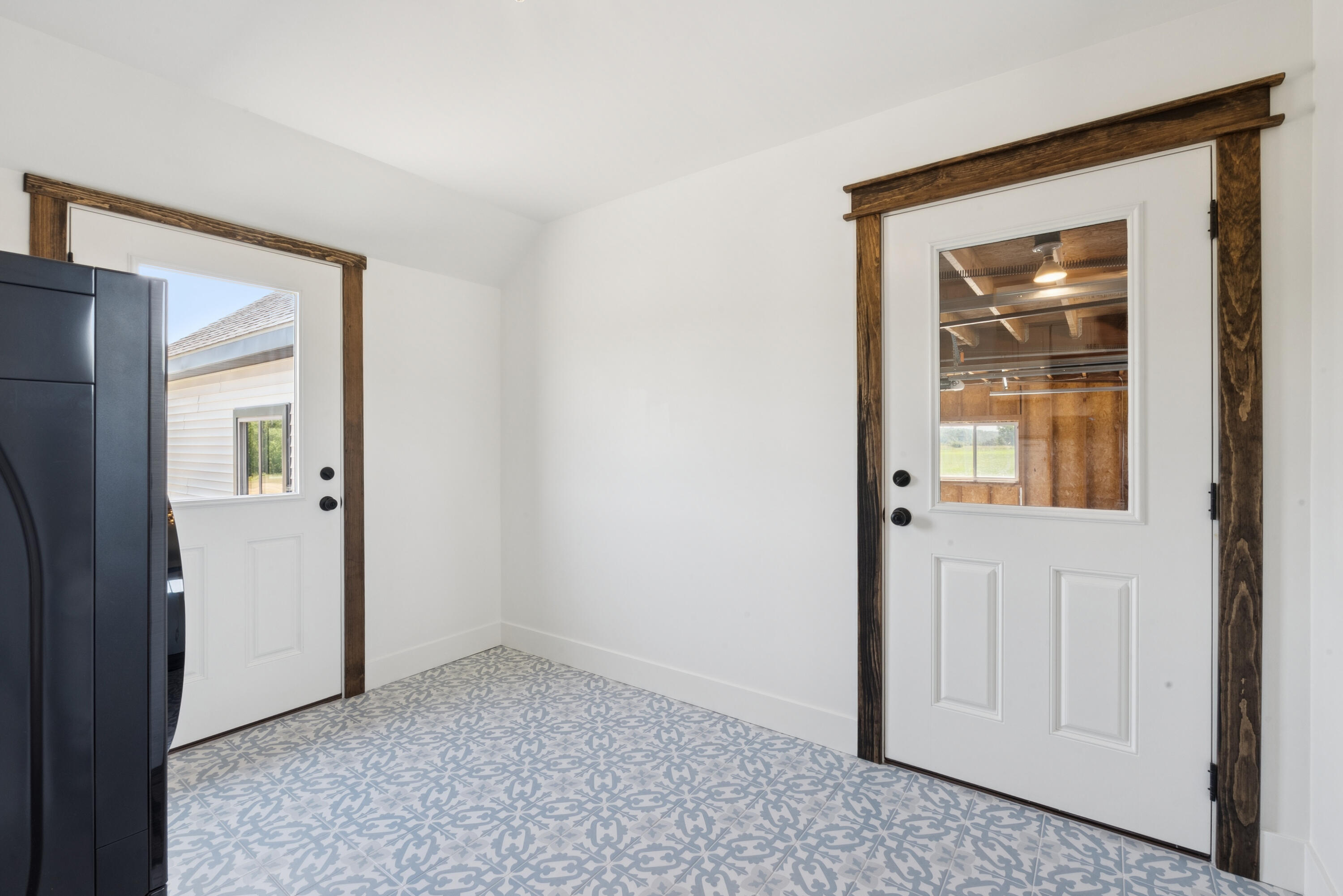 208 Pleasant Street Clinton, ME 04927 - Photo 20 of 61 DSC07578