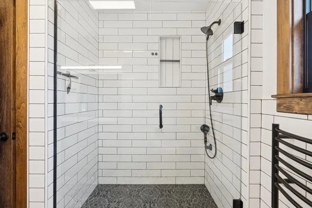 $555,000 | 208 Pleasant Street, Clinton, ME 04927