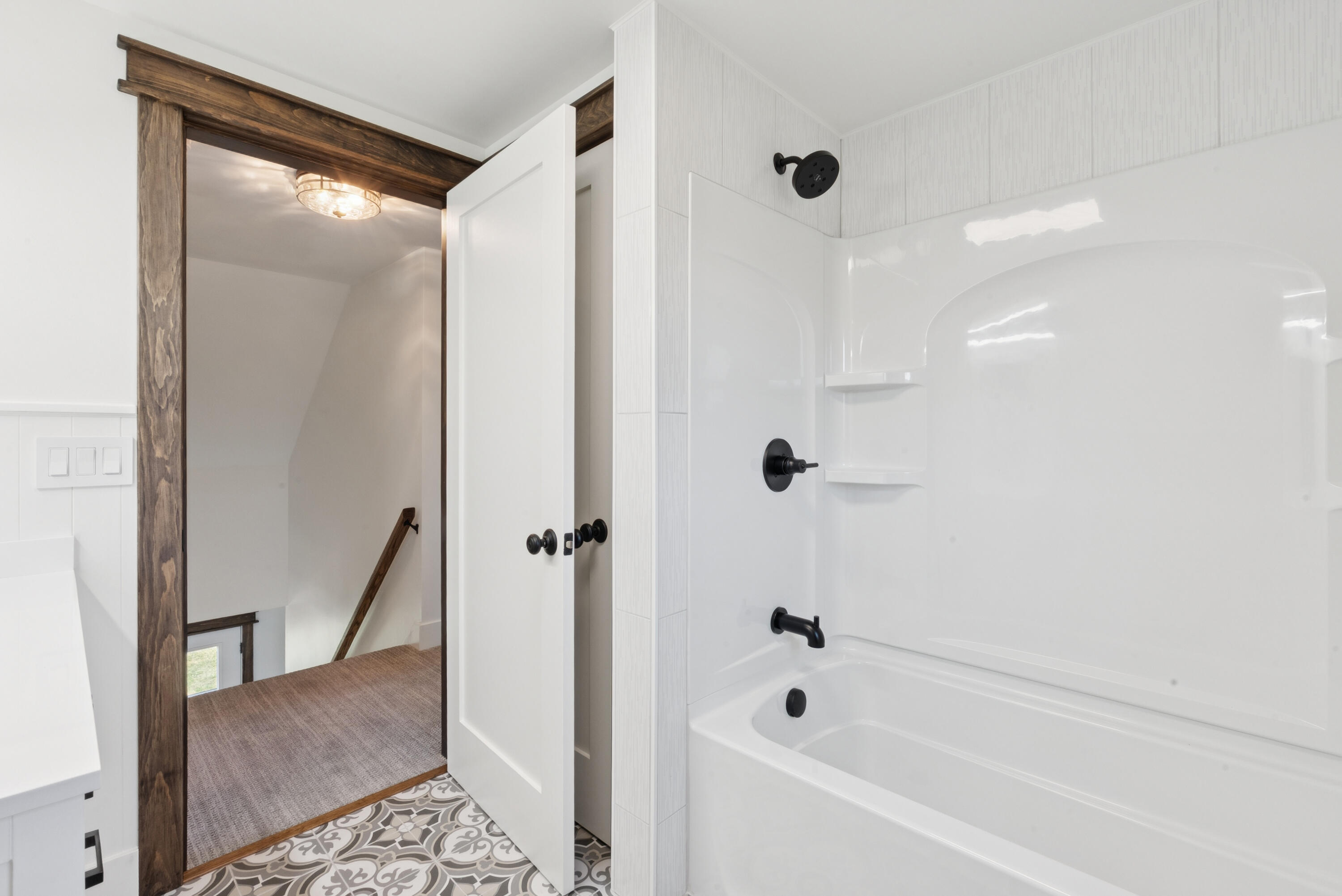 208 Pleasant Street Clinton, ME 04927 - Photo 41 of 61 DSC07698