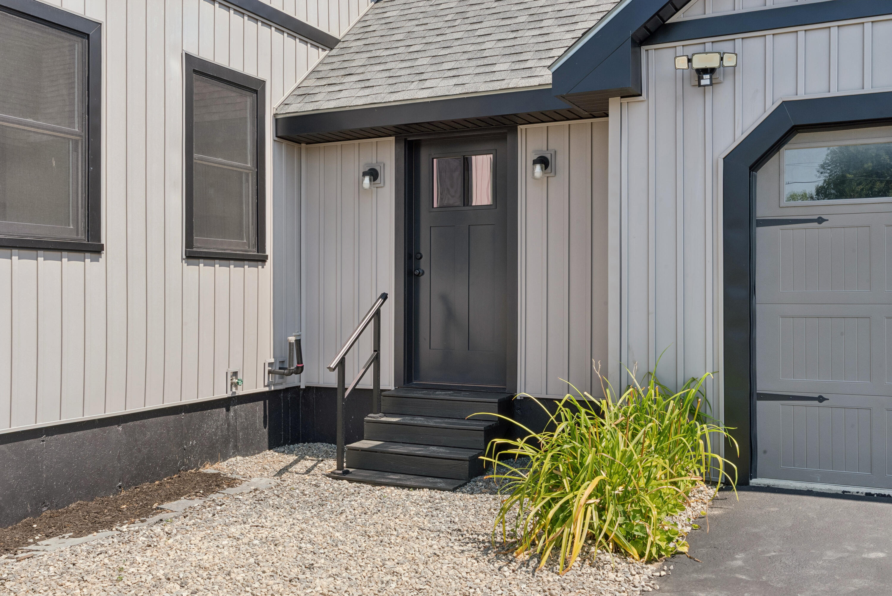 208 Pleasant Street Clinton, ME 04927 - Photo 47 of 61 DSC07728