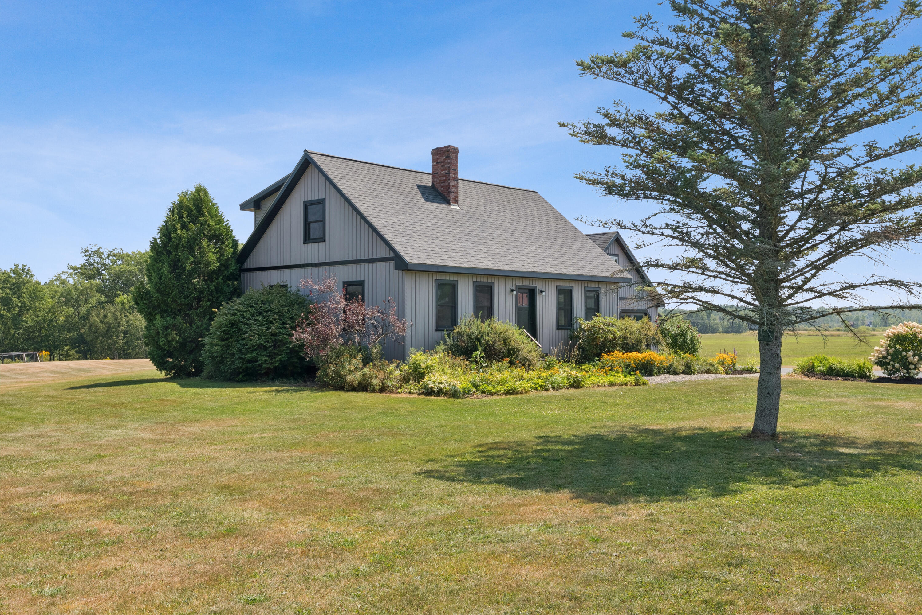 208 Pleasant Street Clinton, ME 04927 - Photo 52 of 61 DSC07753