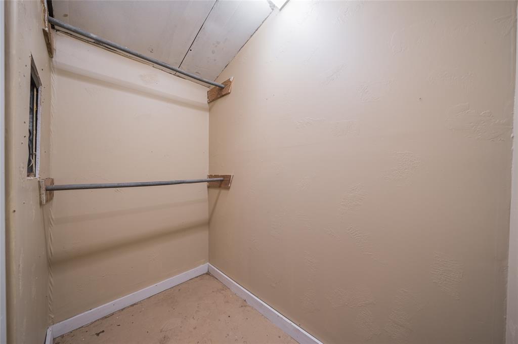 101 South Jacob Lane Winters, TX 79567 - Photo 29 of 38 a view of small space