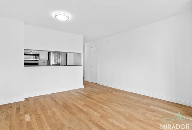 $4,350 | 60 West 23rd Street, Unit 2005 | Flatiron