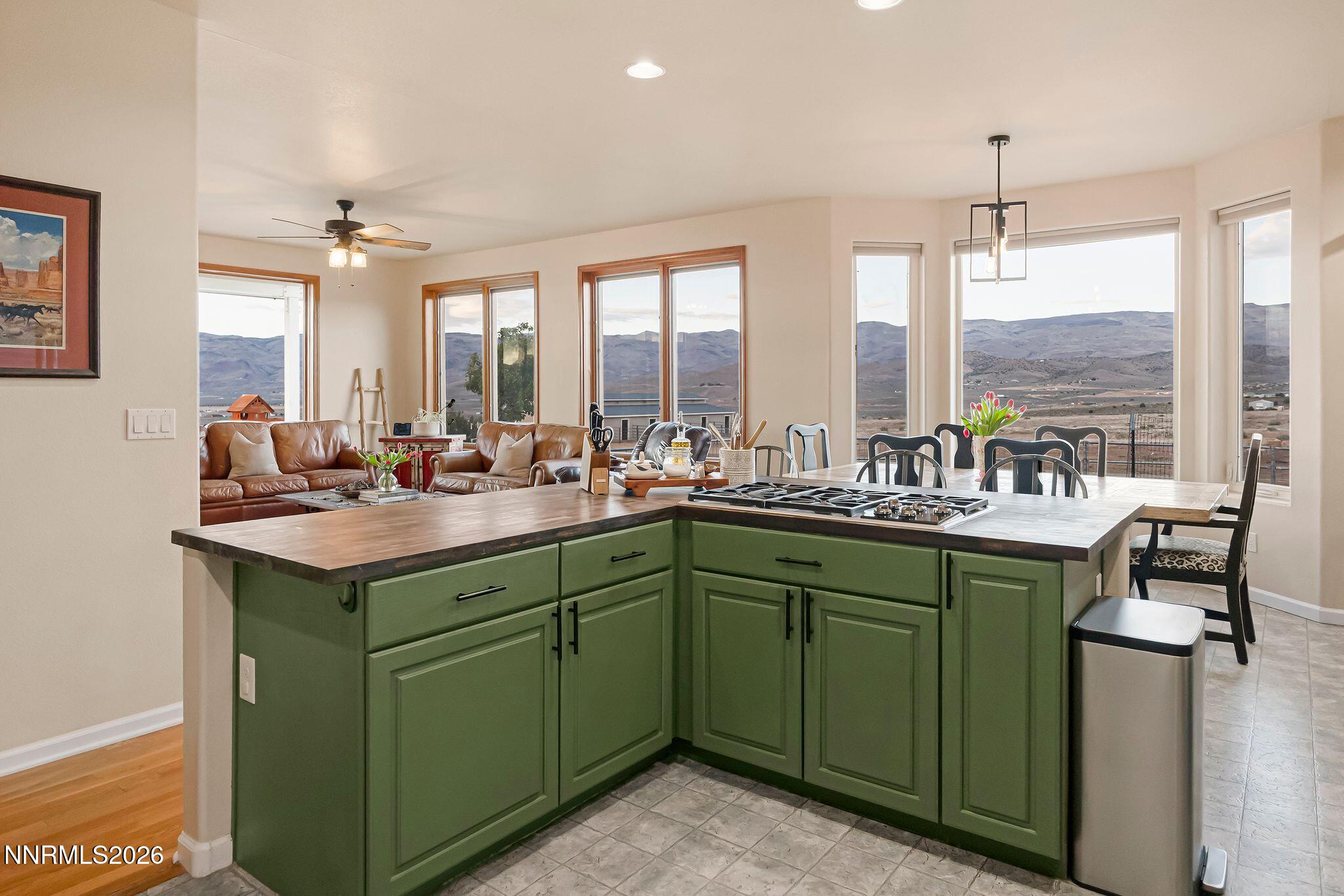 3900 Amy Road Reno, NV 89510 - Photo 3 of 44 16_HillPropertyMedia Team - 3900 Amy Rd,