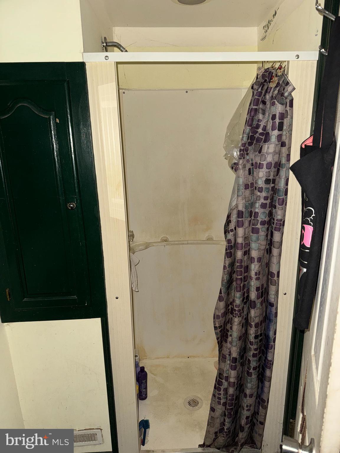 212 Main Street Clayton, DE 19938 - Photo 12 of 29 1st floor Bath