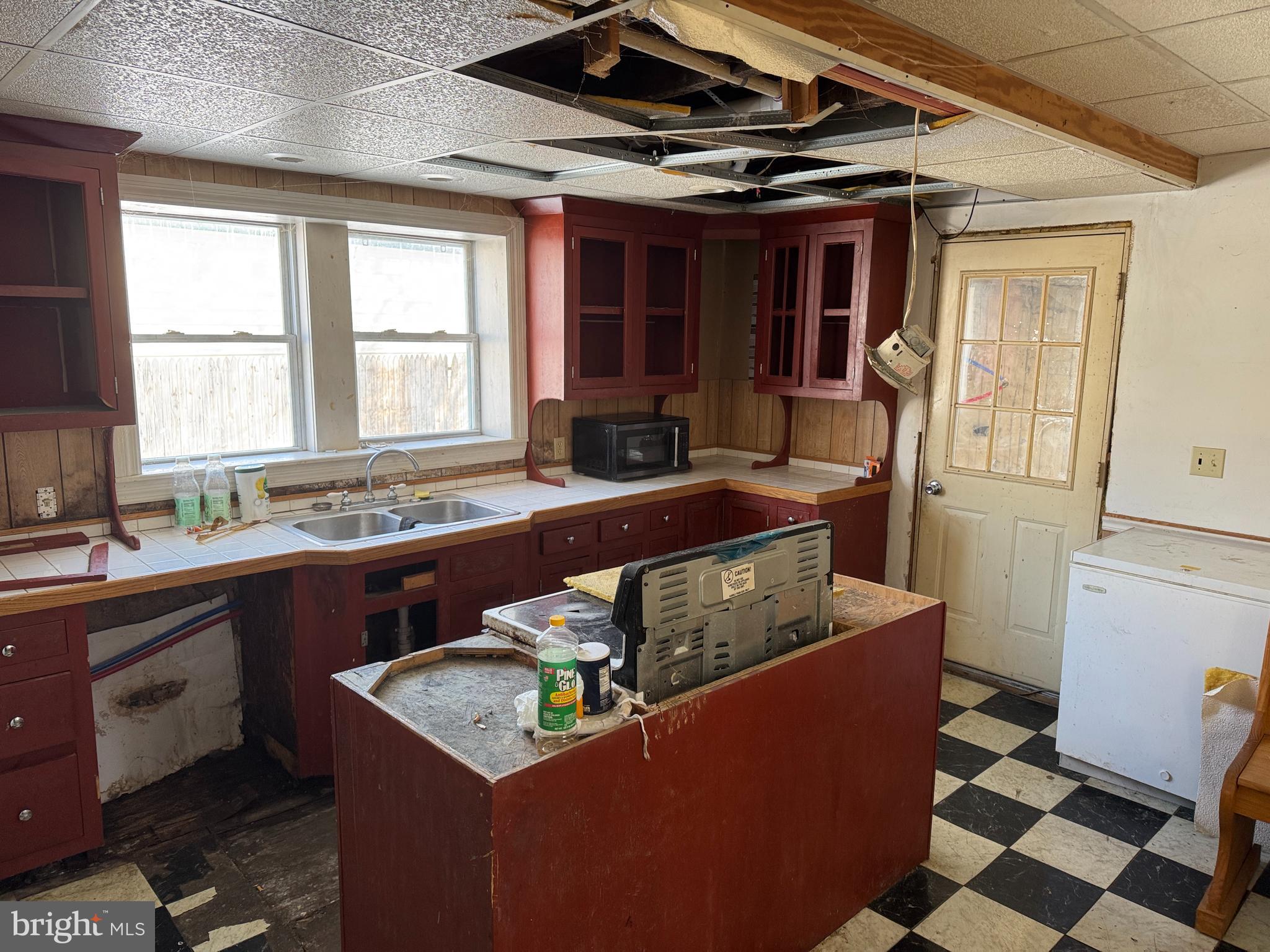 212 Main Street Clayton, DE 19938 - Photo 8 of 29 Kitchen