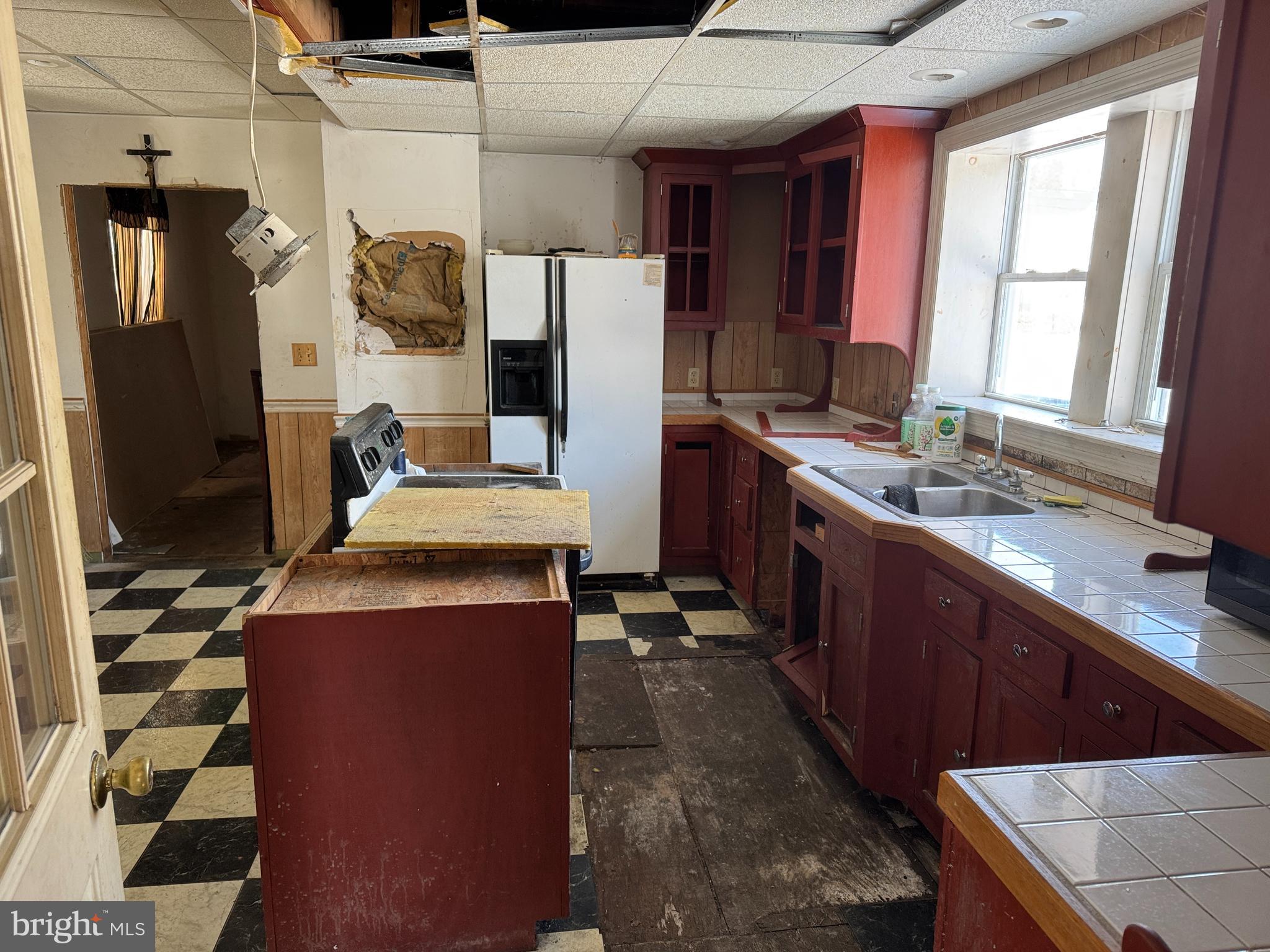 212 Main Street Clayton, DE 19938 - Photo 9 of 29 Kitchen