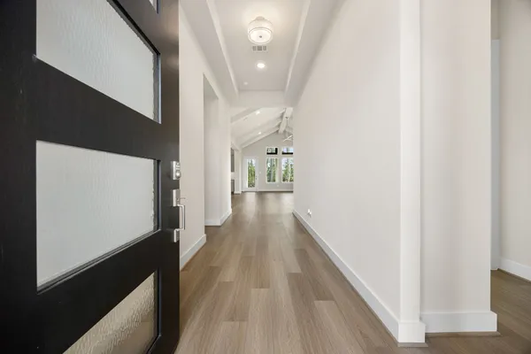 $593,990 | 306 Eastern Towhee Court, Magnolia, TX 77354