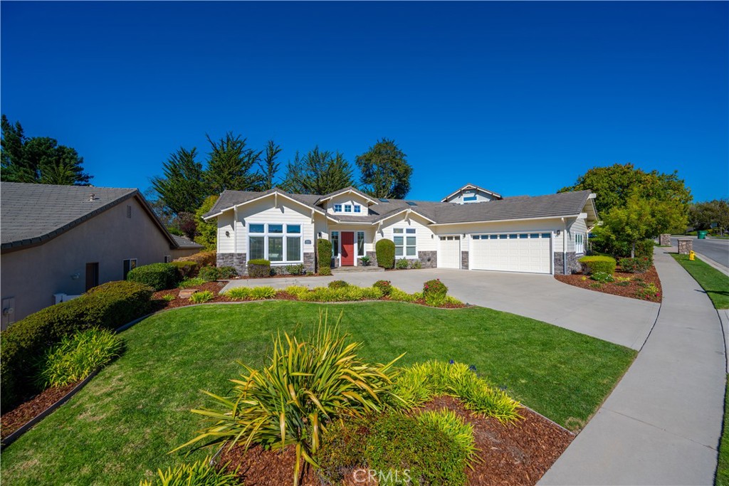 920 Wigeon Way Arroyo Grande, CA 93420 - Photo 47 of 57 a front view of house with yard and green space