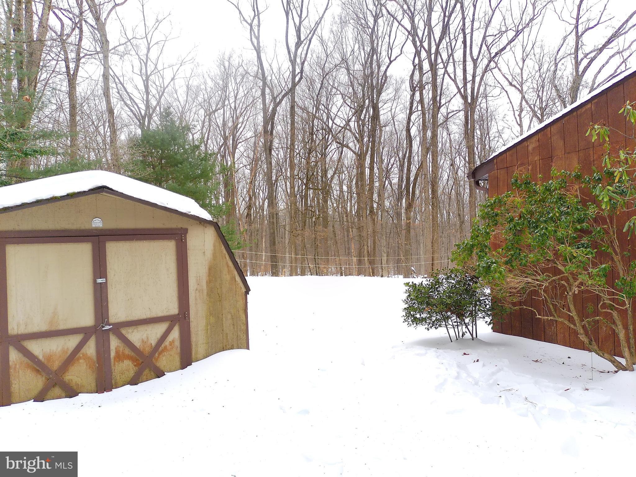 8135 Covered Bridge Road Quakertown, PA 18951 - Photo 4 of 5