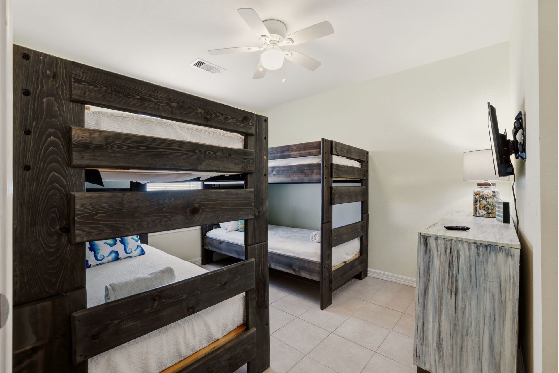 16522 John Silver Road Galveston, TX 77554 - Photo 11 of 26