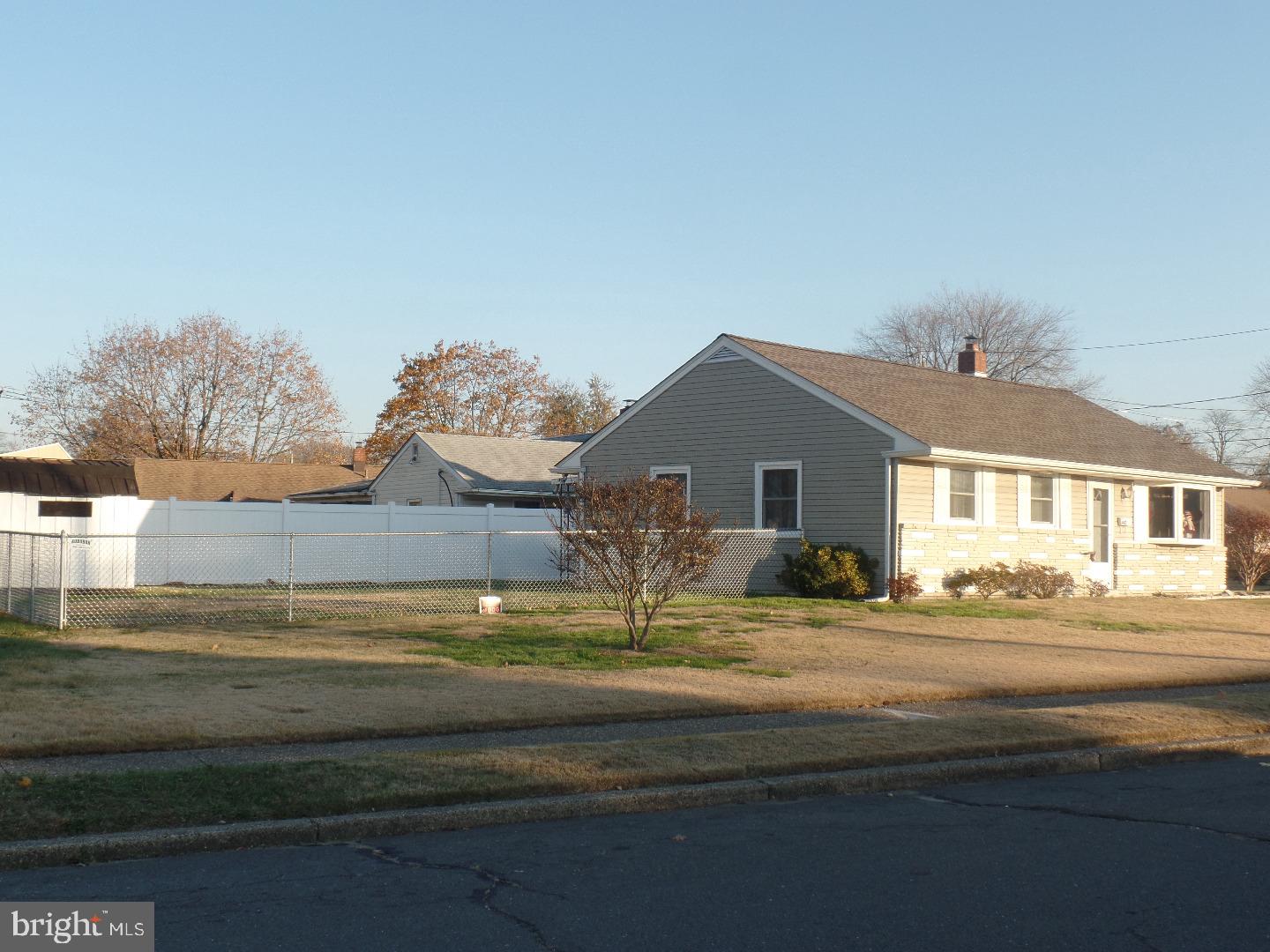 443 Flanders Road Bellmawr, NJ 08031 - Photo 2 of 16
