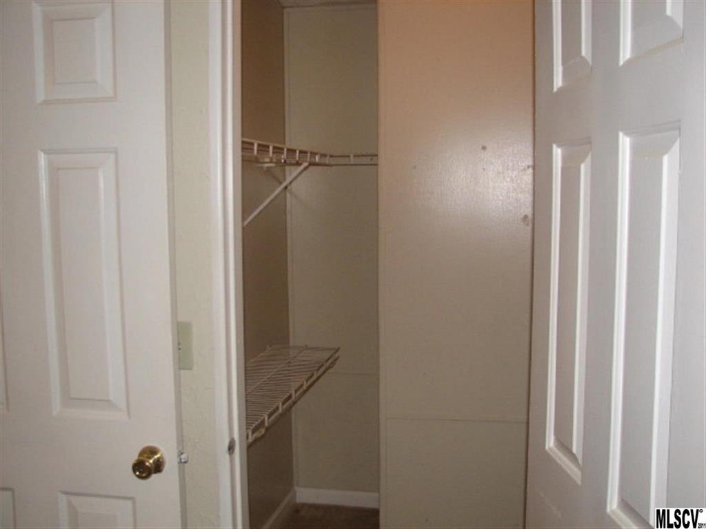 7394 R R H Road Hickory, NC 28602 - Photo 7 of 21 Gallery Image 7