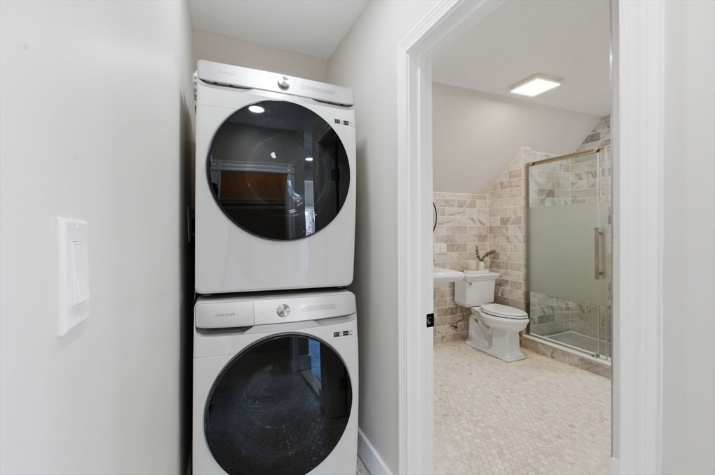 15 South Fairview Street, Unit 3 Boston, MA 02131 - Photo 29 of 42