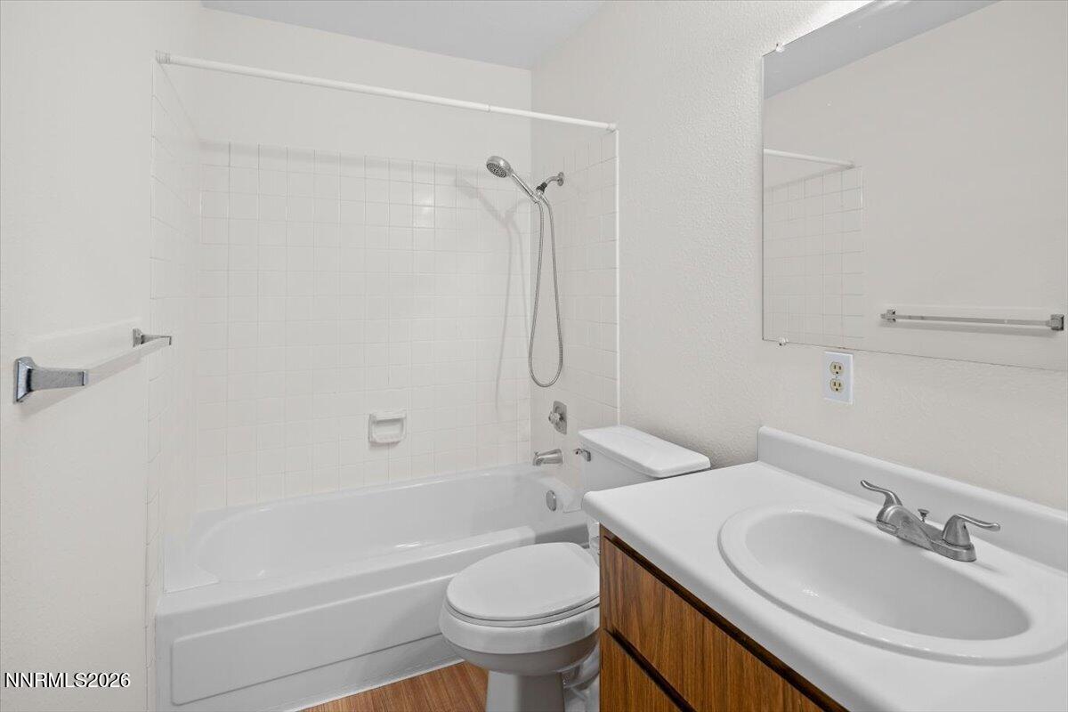 400 South Saliman Road, Unit 25 Carson City, NV 89701 - Photo 18 of 26 bathroom