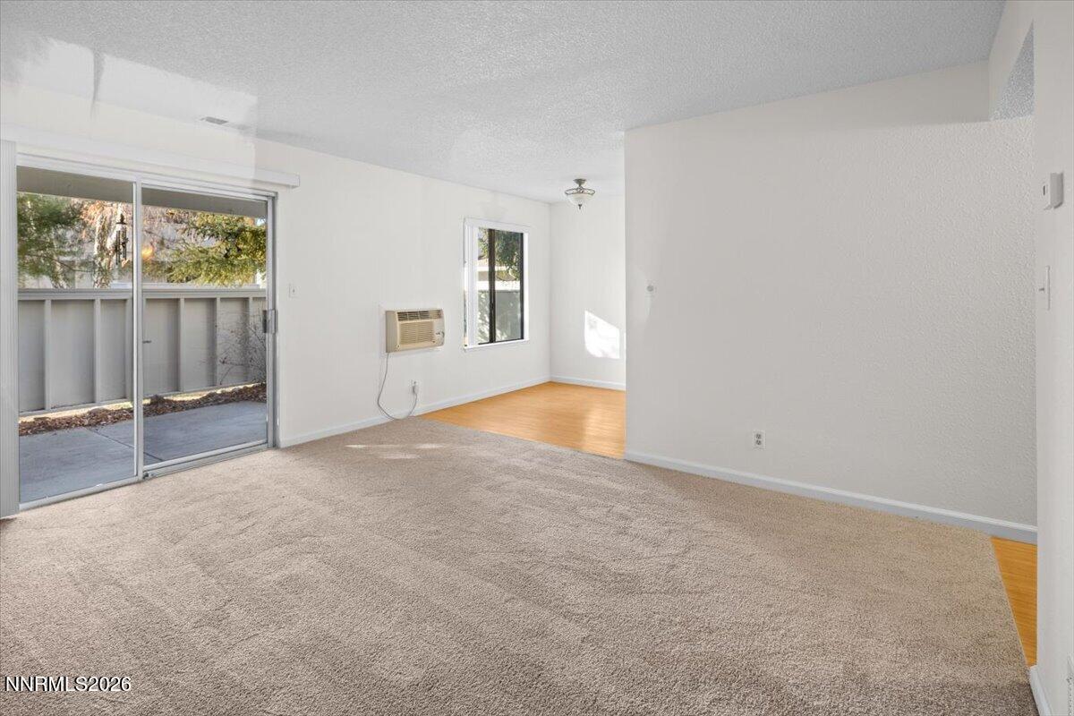 400 South Saliman Road, Unit 25 Carson City, NV 89701 - Photo 10 of 26 living room