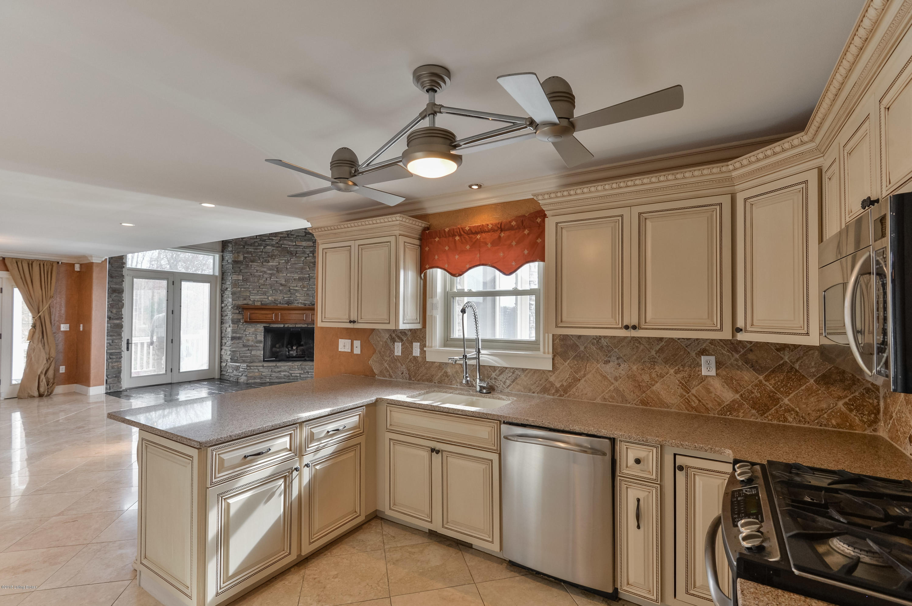 863 Viewpointe Road Jamestown, KY 42629 - Photo 15 of 50 863 Viewpointe