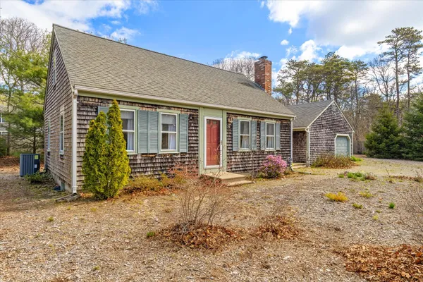 $850,000 | 90 Whitney Road, Eastham, MA 02642