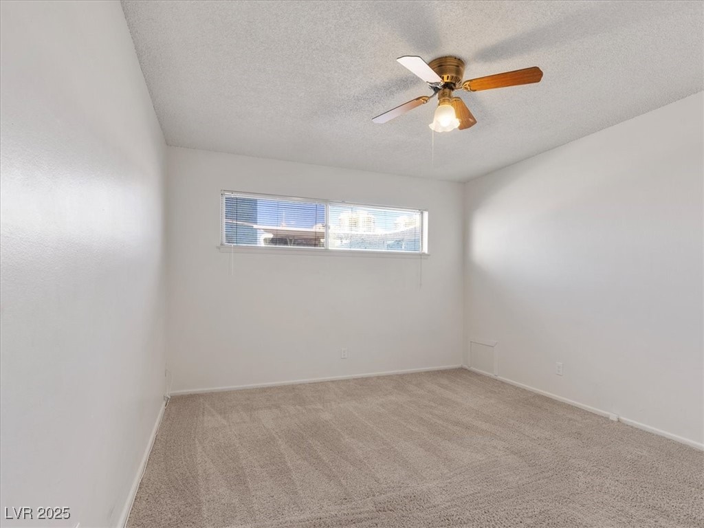 350 East Desert Inn Road, Unit H208 Las Vegas, NV 89109 - Photo 16 of 35 Gallery Image 16