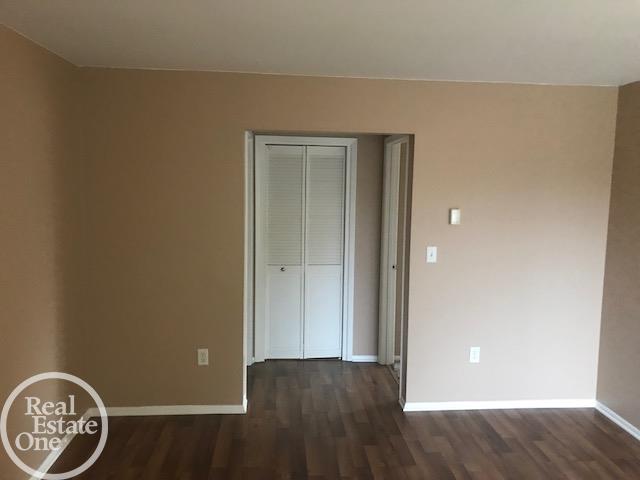 36021 Main Street, Unit 2 New Baltimore, MI 48047 - Photo 10 of 20