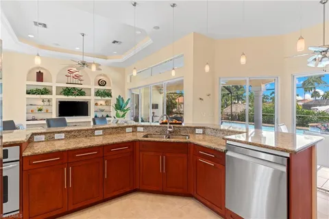 $1,374,000 | 3522 Southeast 19th Avenue, Cape Coral, FL 33904