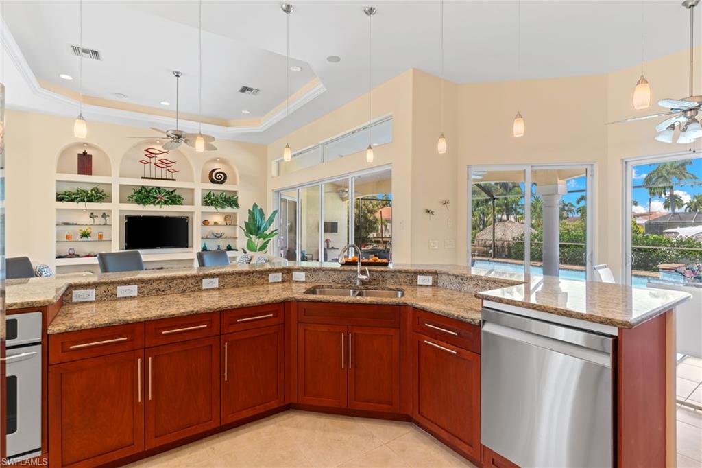 3522 Southeast 19th Avenue Cape Coral, FL 33904 - Photo 13 of 48