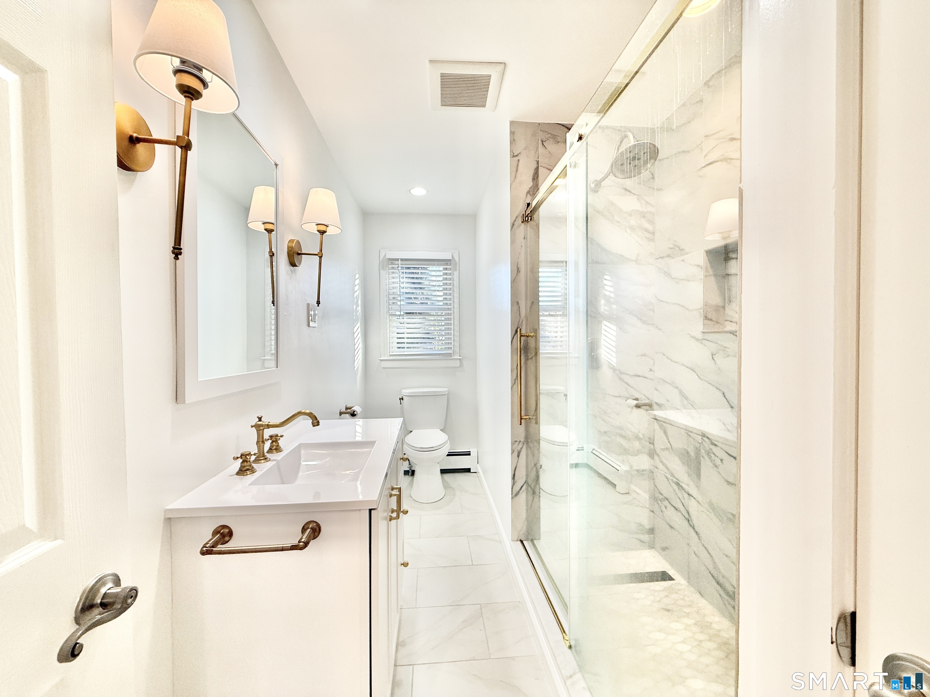 36 Center Drive Greenwich, CT 06870 - Photo 11 of 30