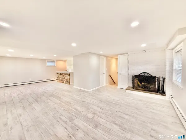 $11,300 | 36 Center Drive, Greenwich, CT 06870