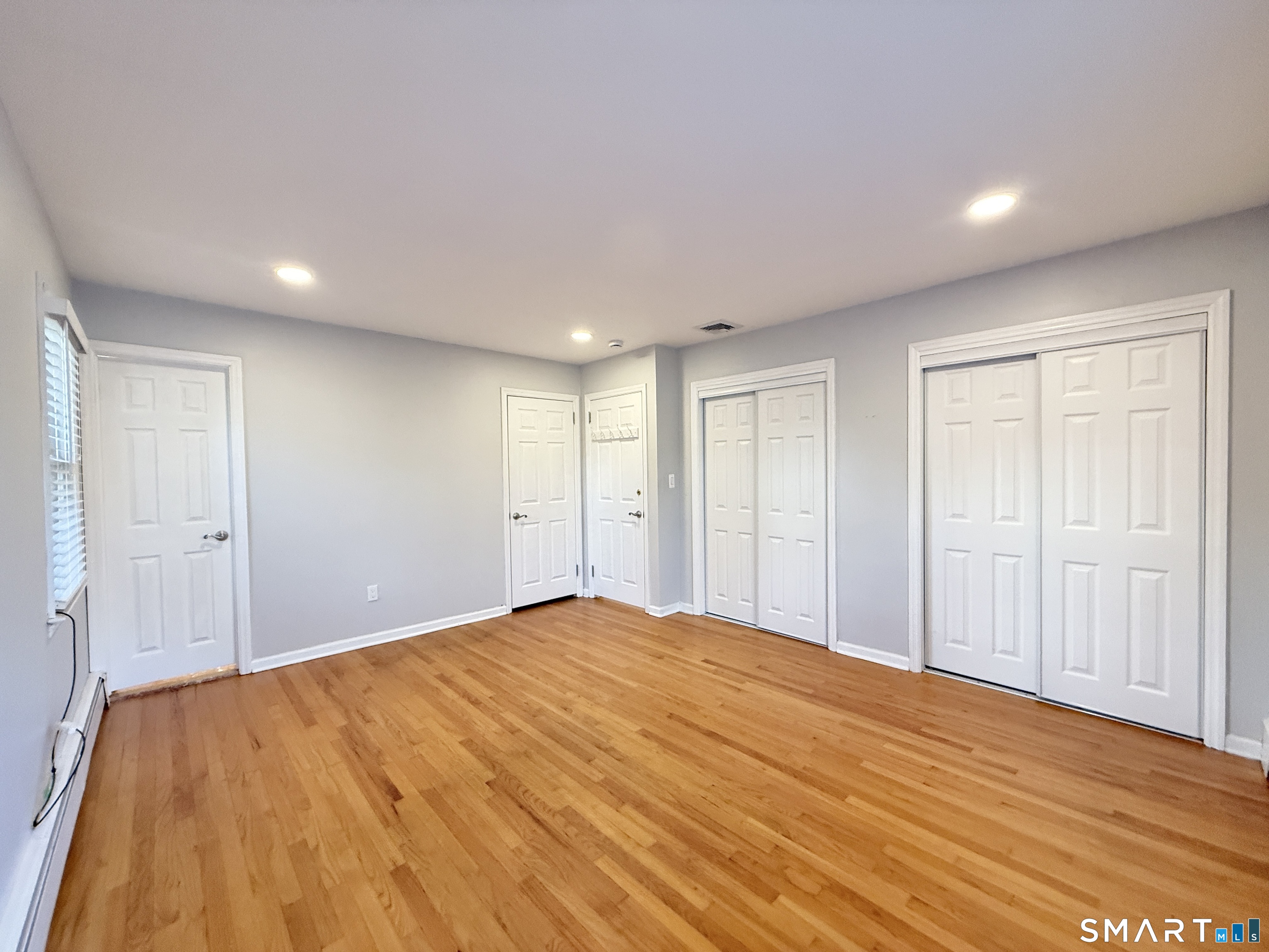 36 Center Drive Greenwich, CT 06870 - Photo 8 of 30