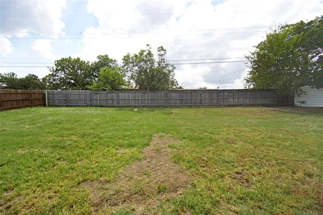 a view of a swimming pool and lake