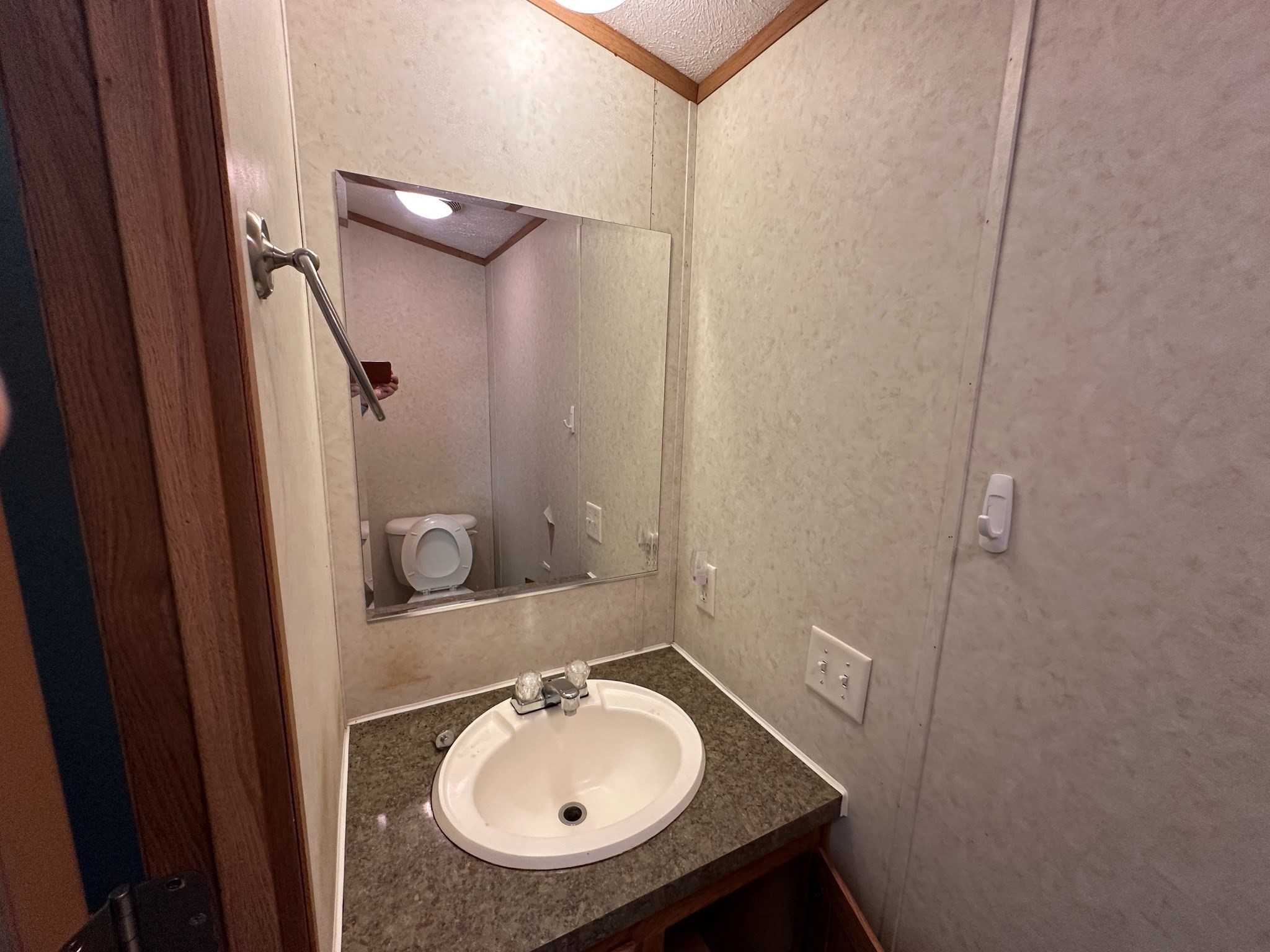 46 Madden Road, Unit 2 West Brookfield, MA 01585 - Photo 12 of 22 Gallery Image 12