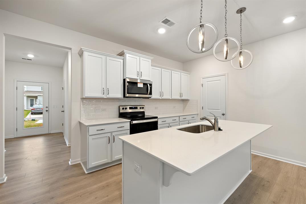 310 Surfbird Road Summerville, SC 29486 - Photo 5 of 22 BN0A1415