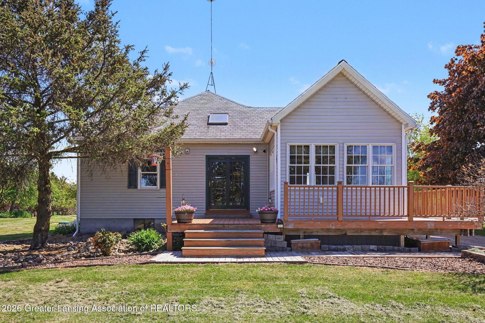 2426 East Colony Road St. Johns, MI 48879 - Photo 1 of 45 Front