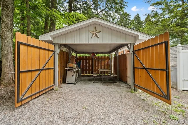 $649,999 | 11331 McKoon Road, Forestport, NY 13438