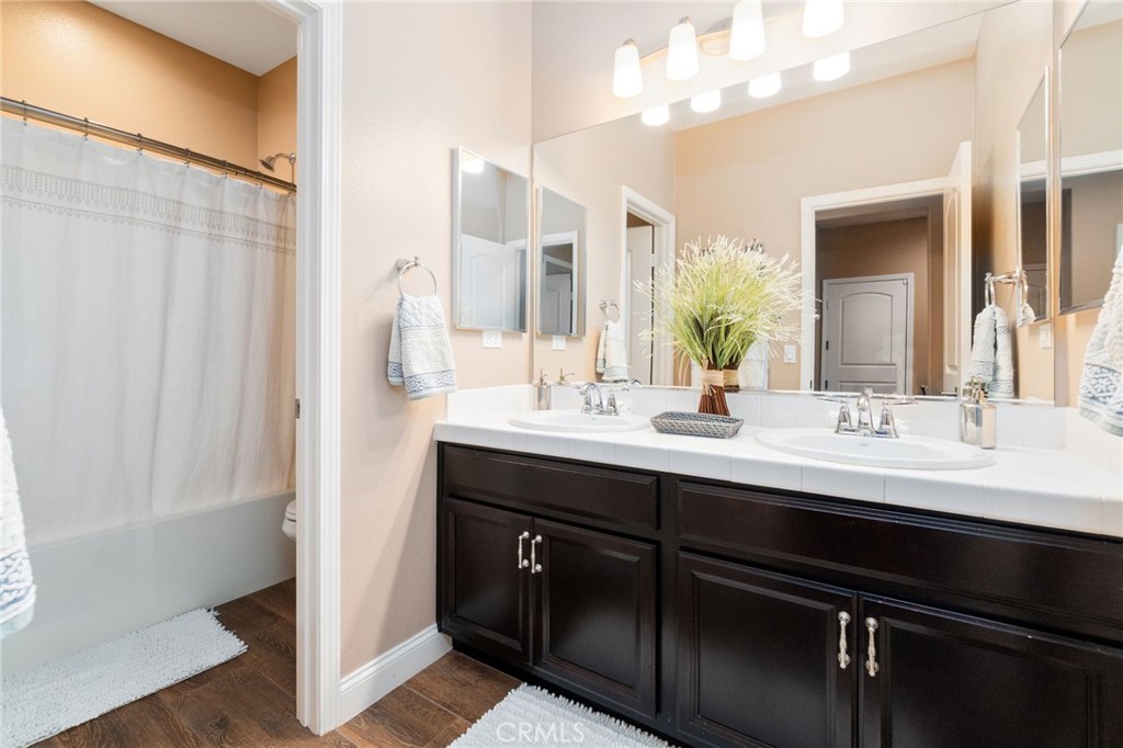 13558 Applegate Court Rancho Cucamonga, CA 91739 - Photo 30 of 49 Gallery Image 30
