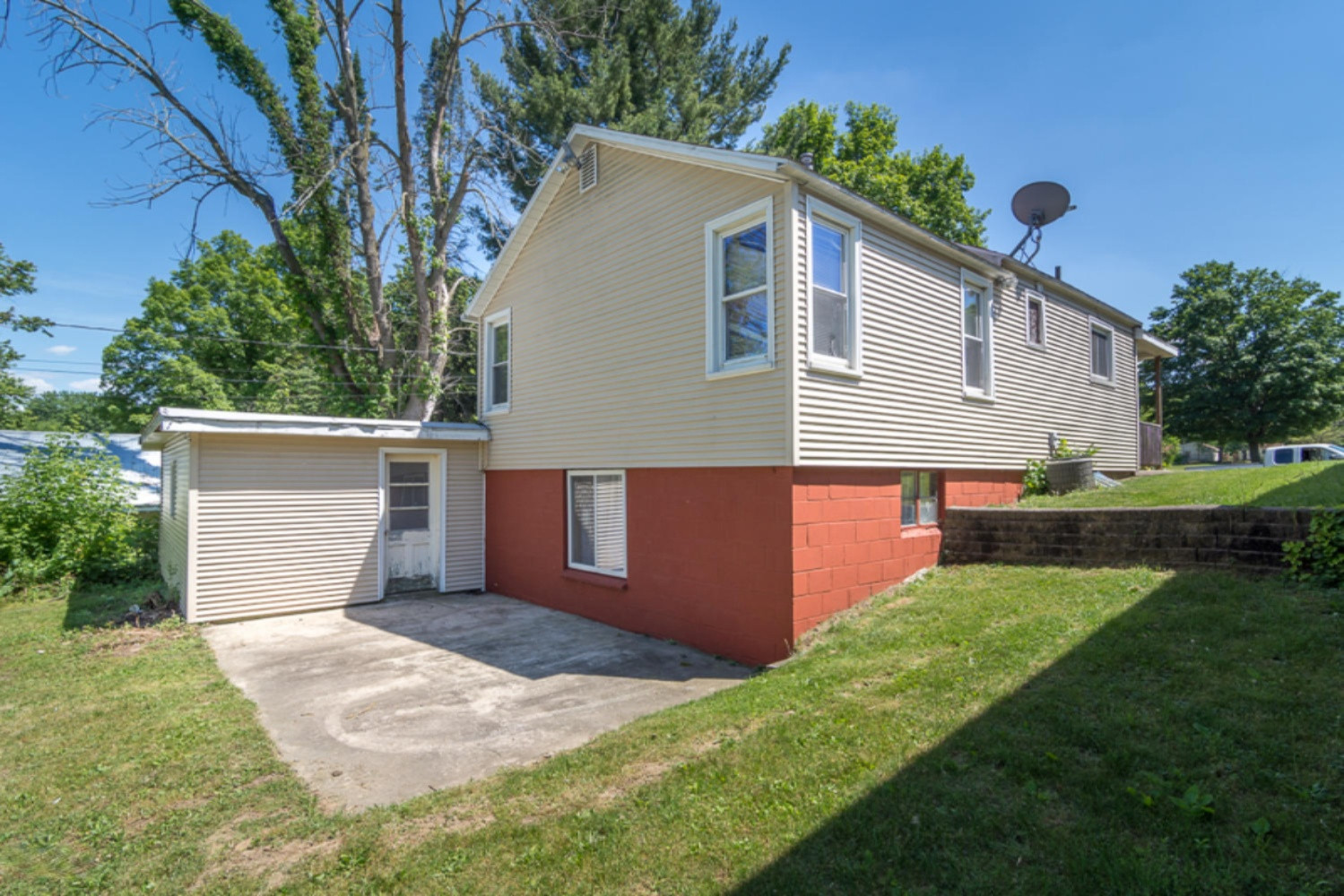 720 Roe Street Buchanan, MI 49107 - Photo 20 of 21 720 Roe St Buchanan MI 49107-large-021-1