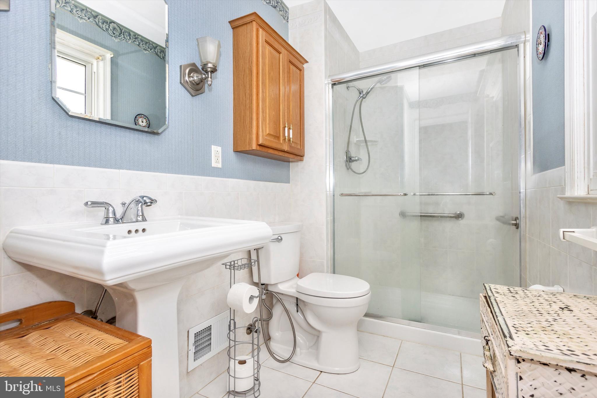 19621 Charline Manor Road Olney, MD 20832 - Photo 23 of 58