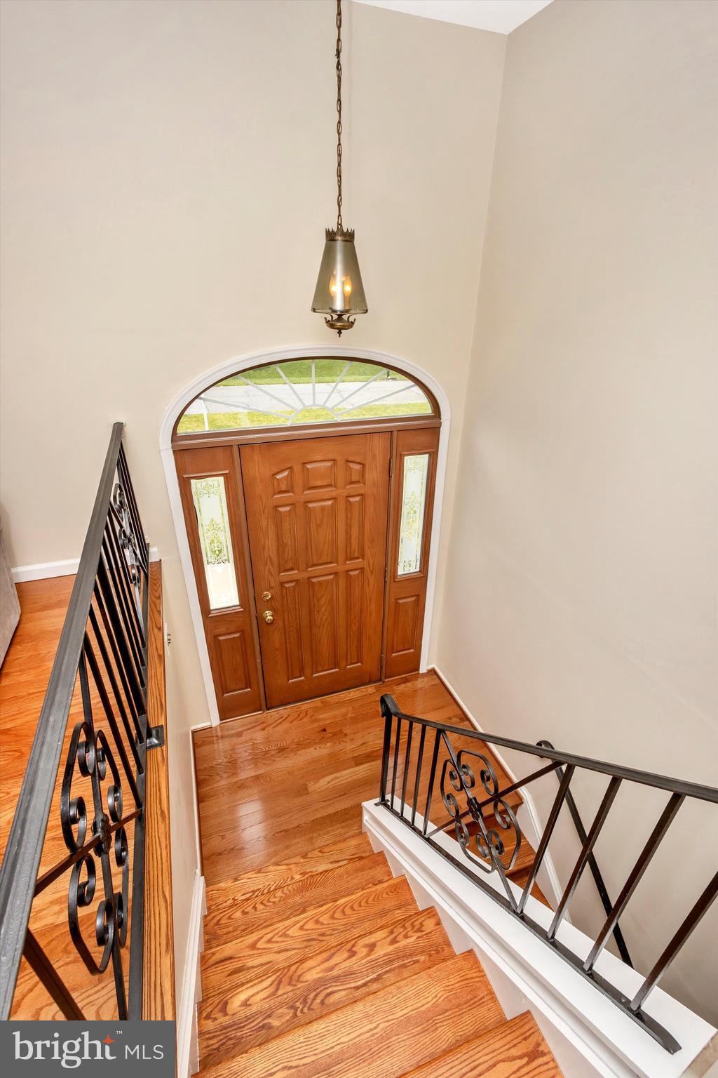19621 Charline Manor Road Olney, MD 20832 - Photo 4 of 58