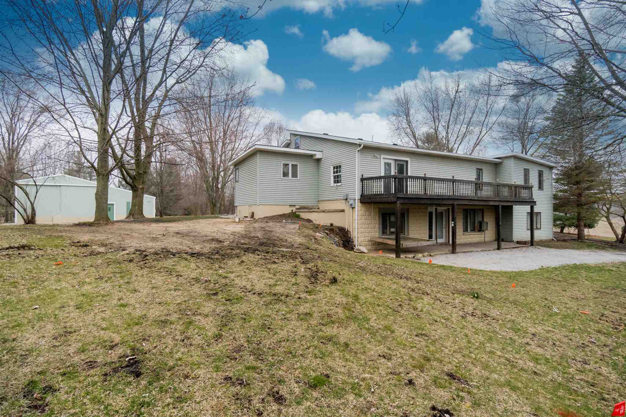 2810 Hunter Road Huntertown, IN 46748 - Photo 1 of 36