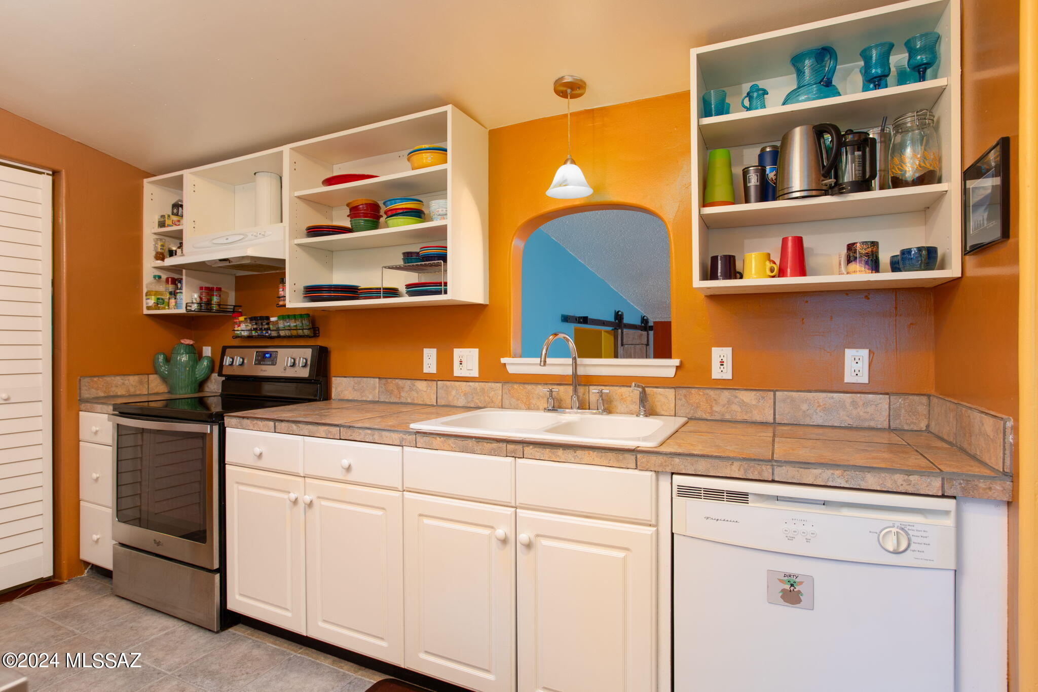 4640 East Magoo Road Tucson, AZ 85739 - Photo 3 of 43 Gallery Image 3