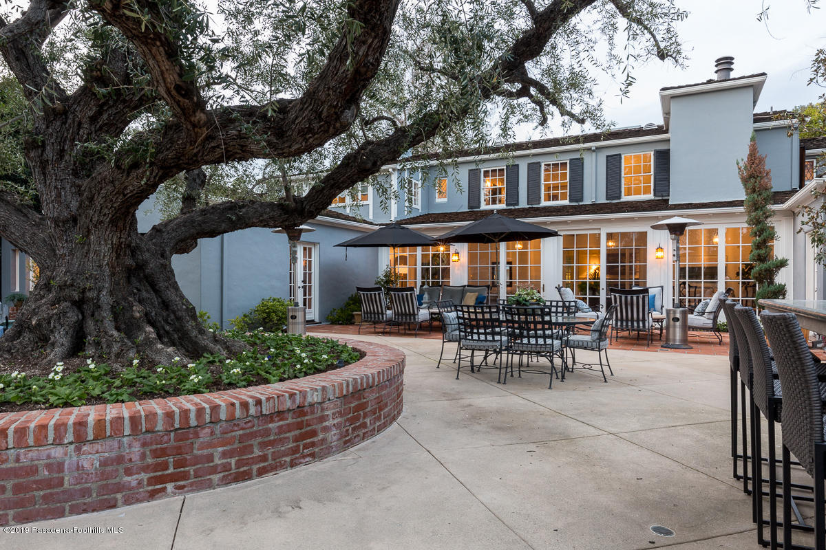 1590 Lombardy Road Pasadena, CA 91106 - Photo 79 of 85 a view of a house with backyard and sitting area