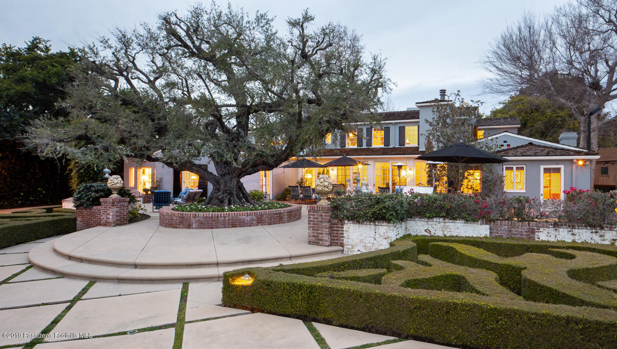 1590 Lombardy Road Pasadena, CA 91106 - Photo 81 of 85 a view of a house with swimming pool and sitting area