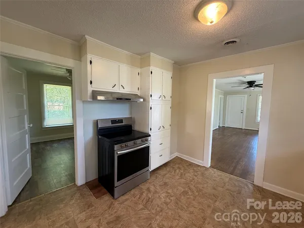 $1,375 | 507 Turnersburg Highway, Statesville, NC 28625