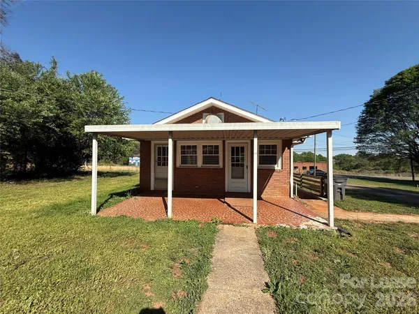 $1,375 | 507 Turnersburg Highway, Statesville, NC 28625