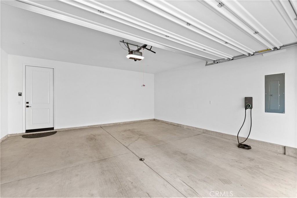 5024 Rexton Drive Camarillo, CA 93012 - Photo 30 of 48 a view of an empty room