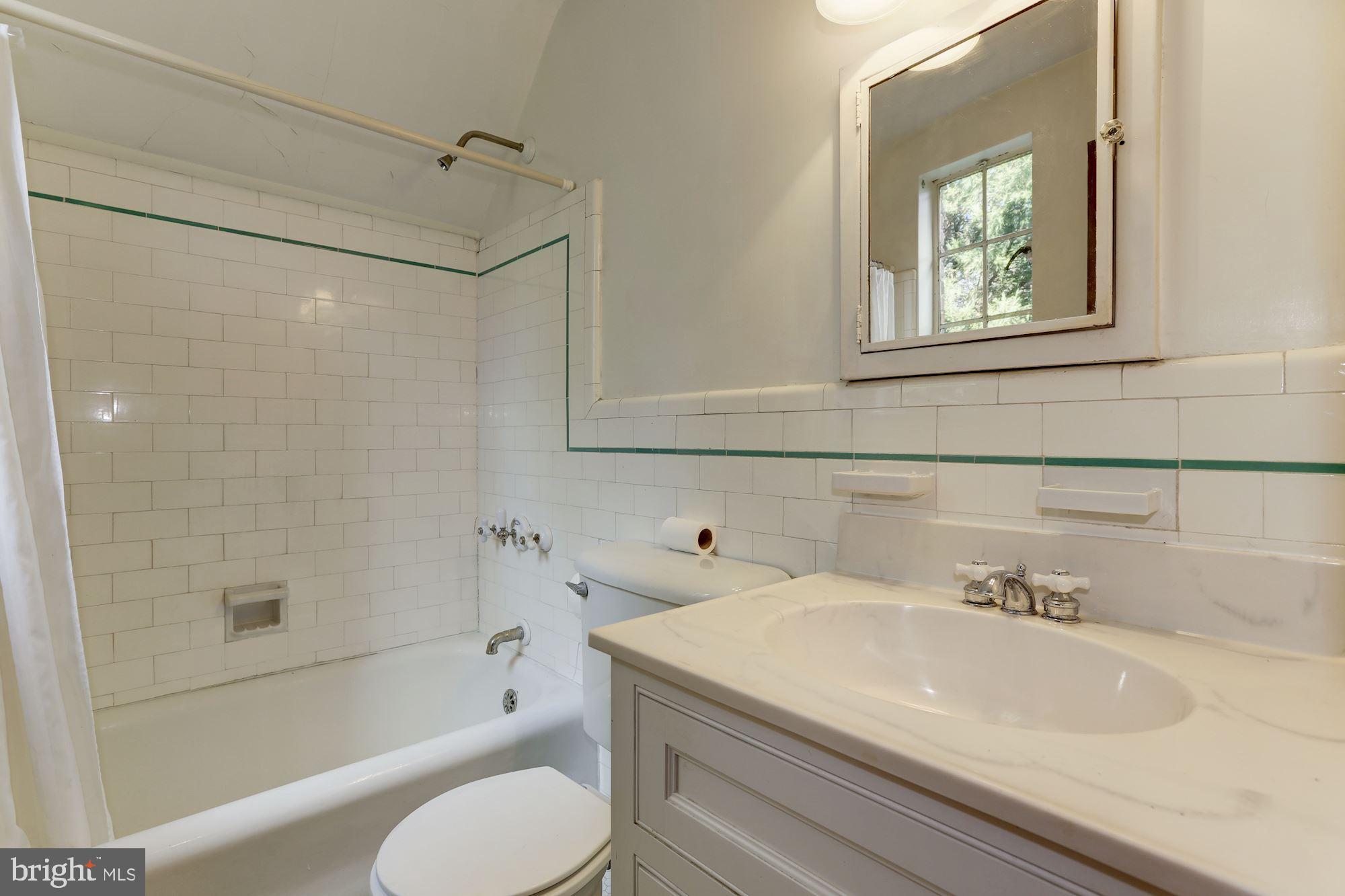 2 Park Valley Road Silver Spring, MD 20910 - Photo 25 of 34