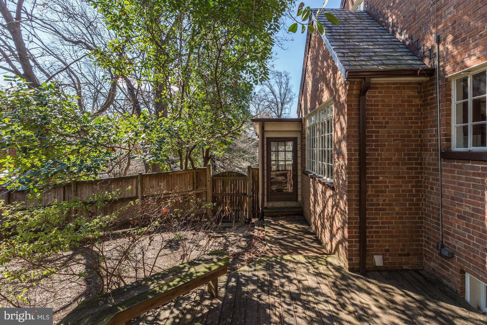 2 Park Valley Road Silver Spring, MD 20910 - Photo 27 of 34